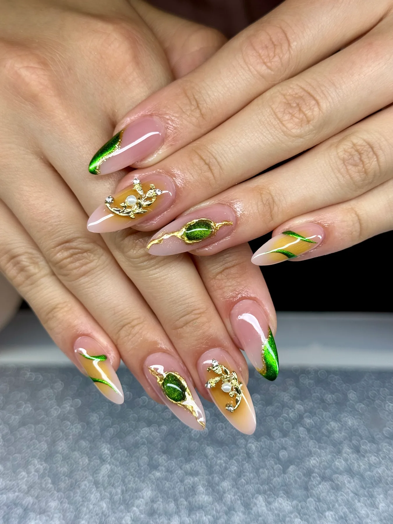 Green and gold dimensional nail art set